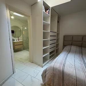  Appartement Yacine Gadio Belgique